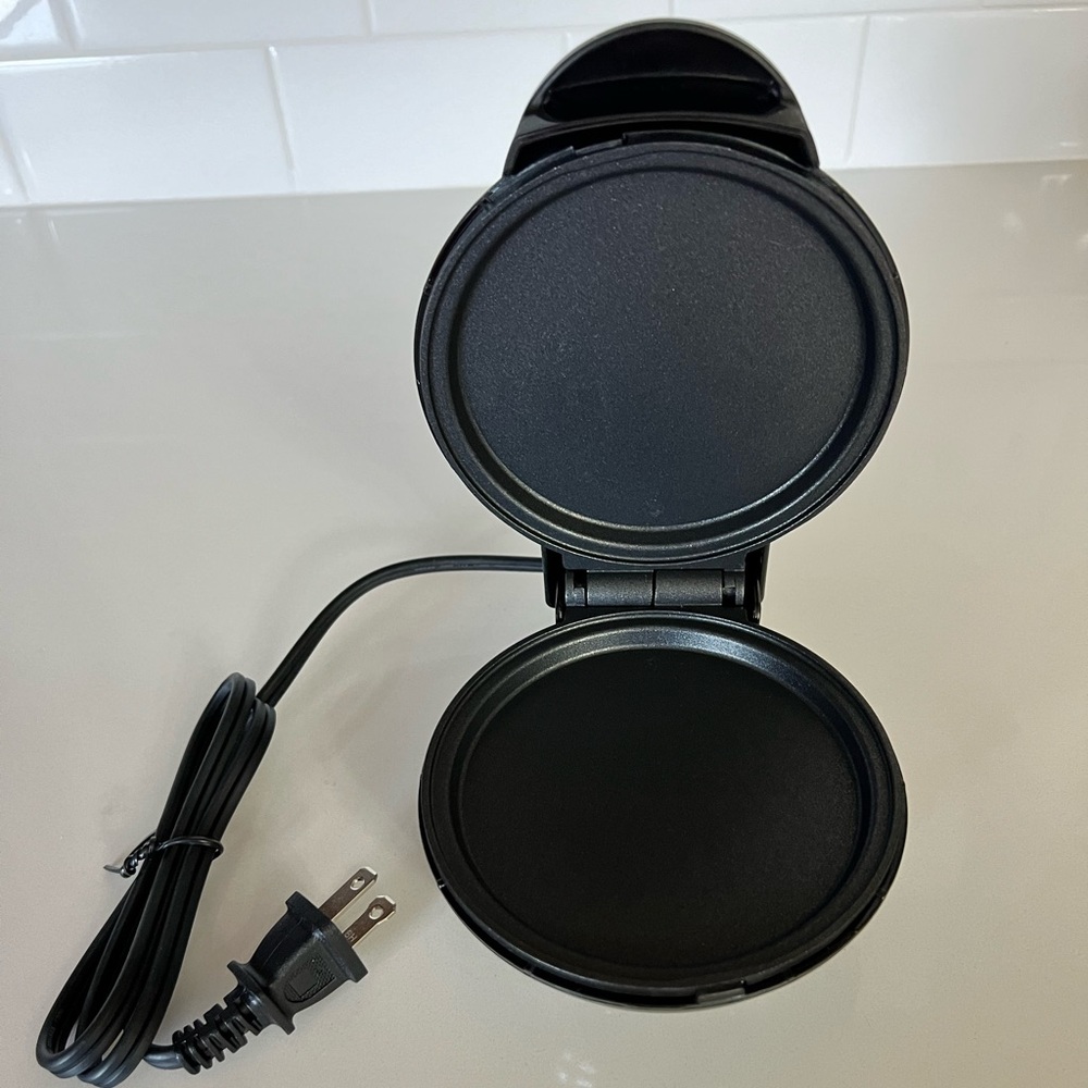 Dash Mini Maker Griddle - Picture 2 of 6